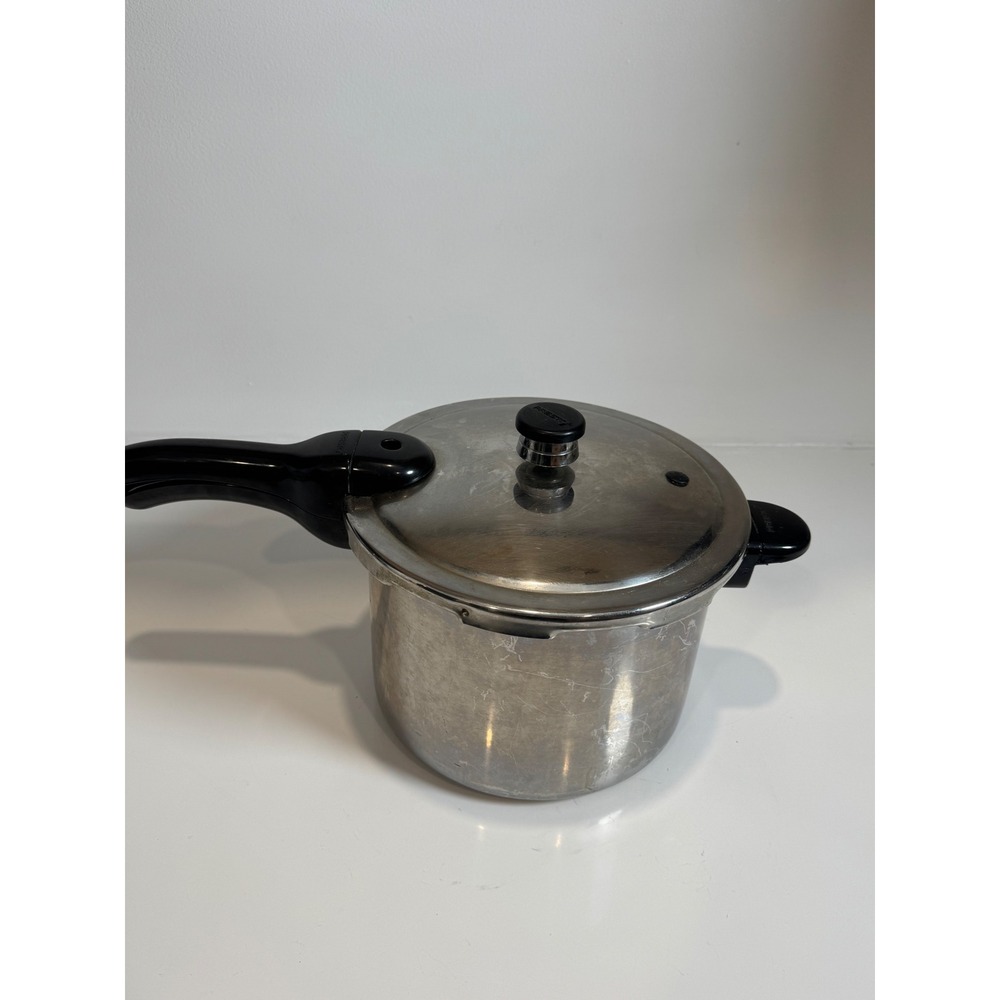 Presto Stainless Steel Pressure Cooker Vintage Model 01362-03 Recipe Book
